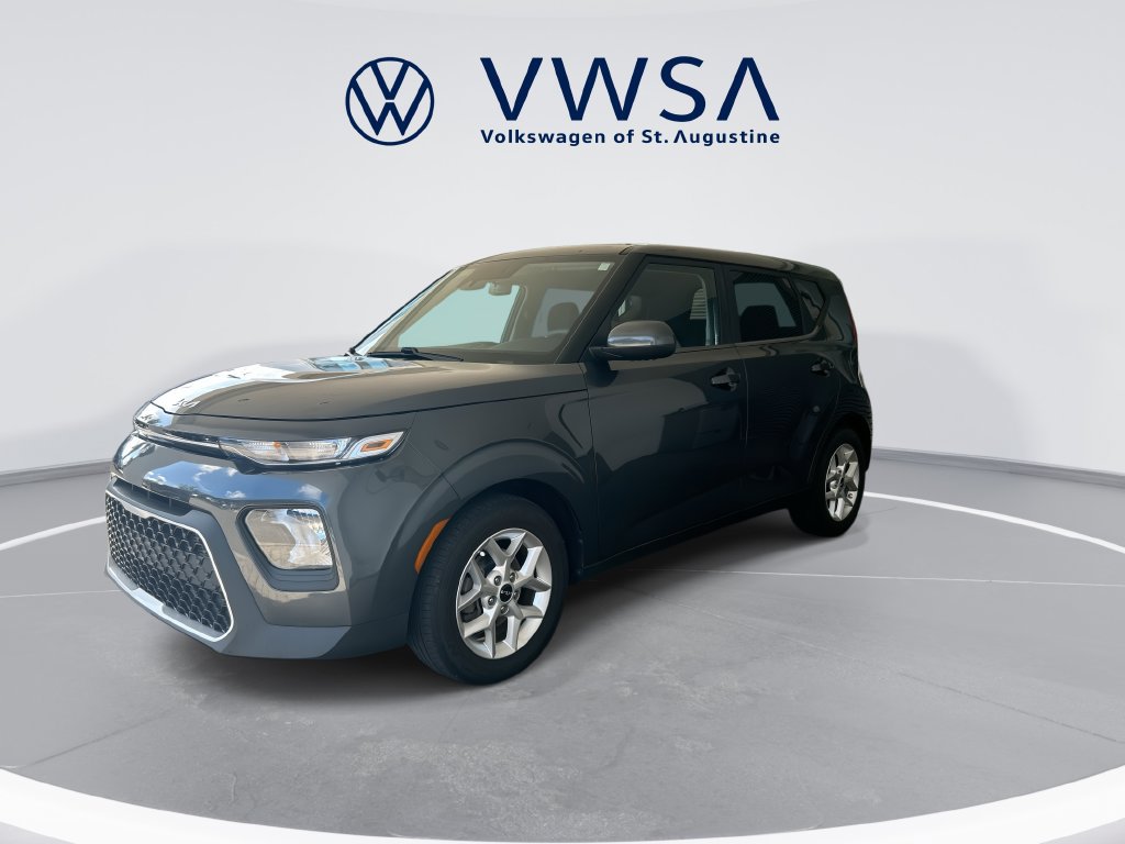 Used 2022 Kia Soul LX w/ Technology Package FWD image 3