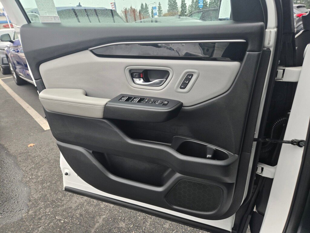 Used 2023 Honda Pilot EX-L image 22