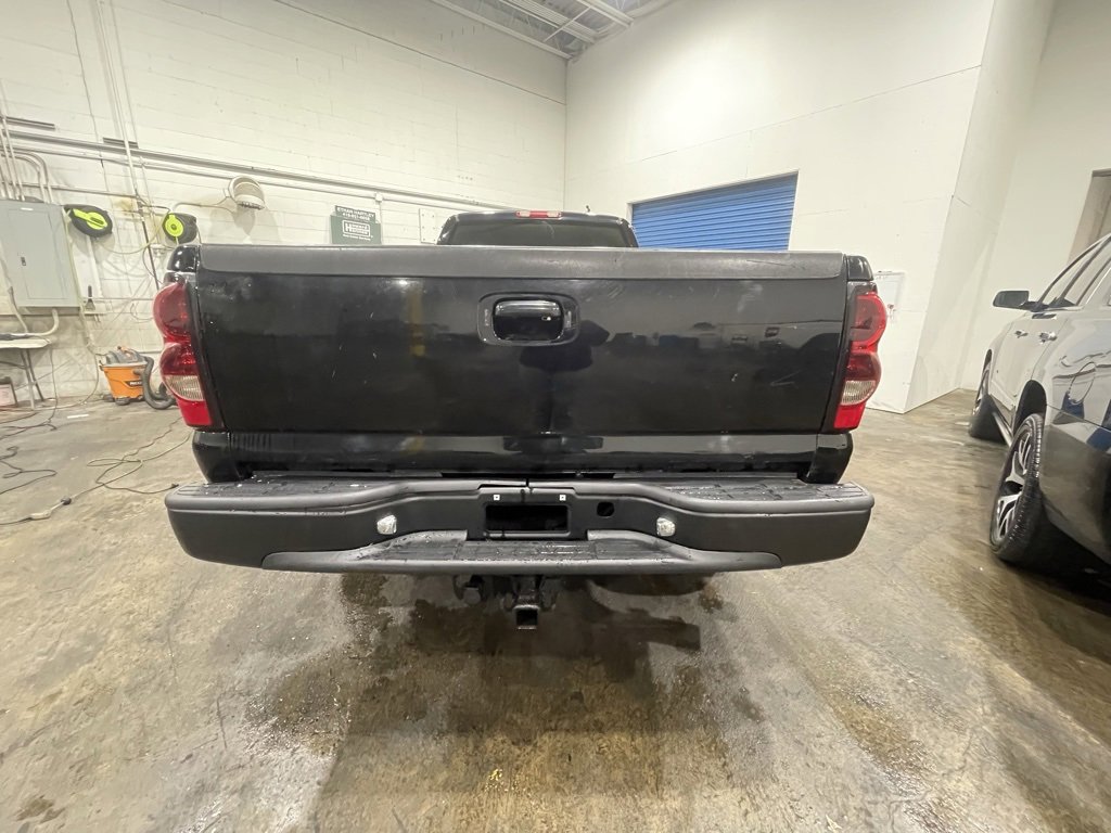 Used 2007 Chevrolet Silverado 2500 LT w/ Heavy-Duty Power Package image 5