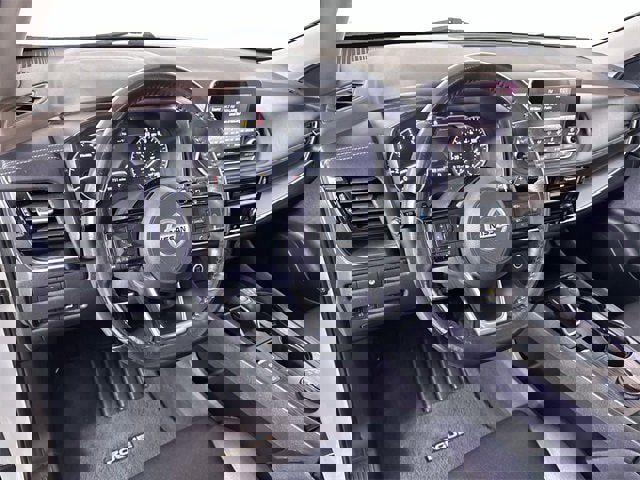 Used 2021 Nissan Rogue SV w/ Premium Package image 10