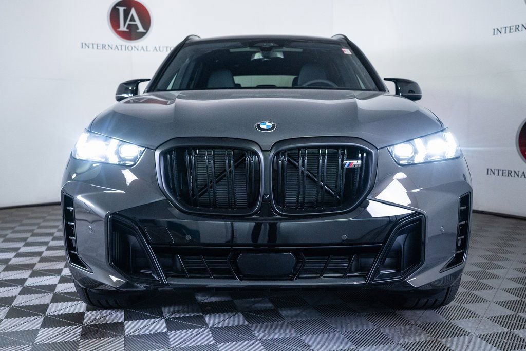 New 2026 BMW X5 M60i image 2
