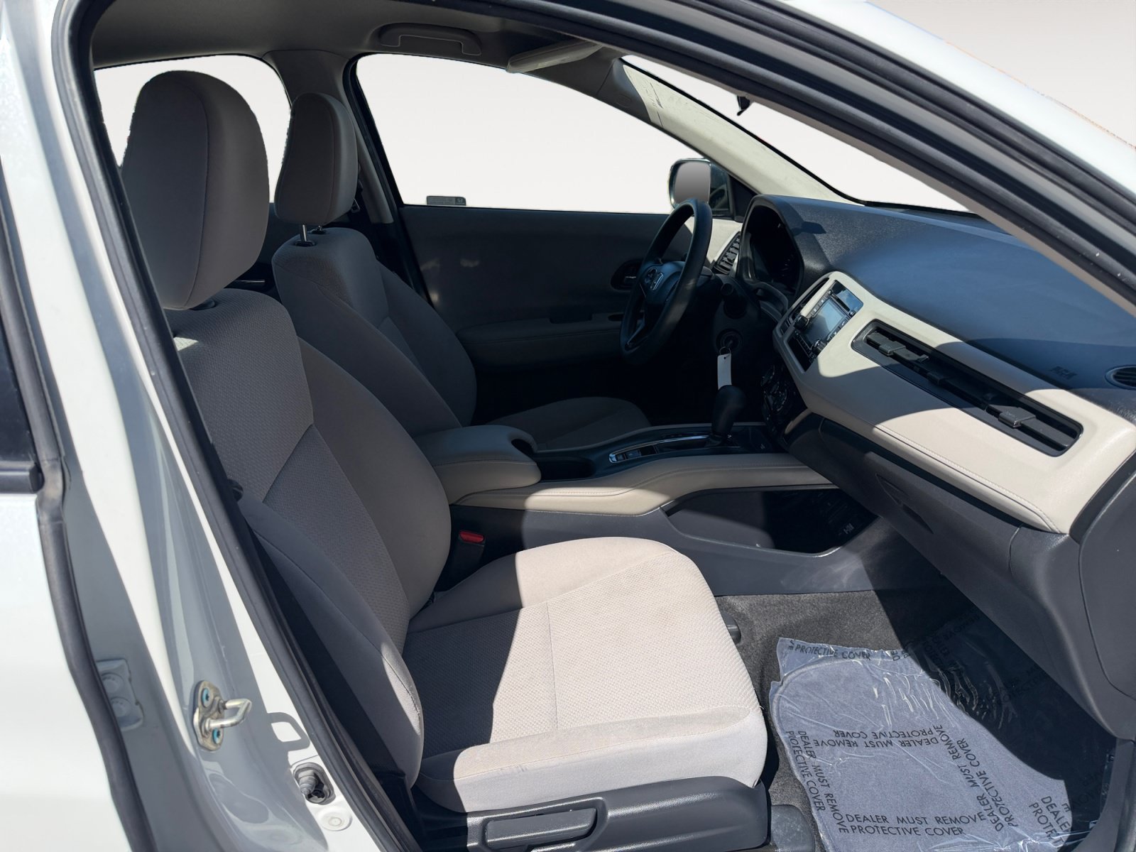 Used 2018 Honda HR-V LX image 15