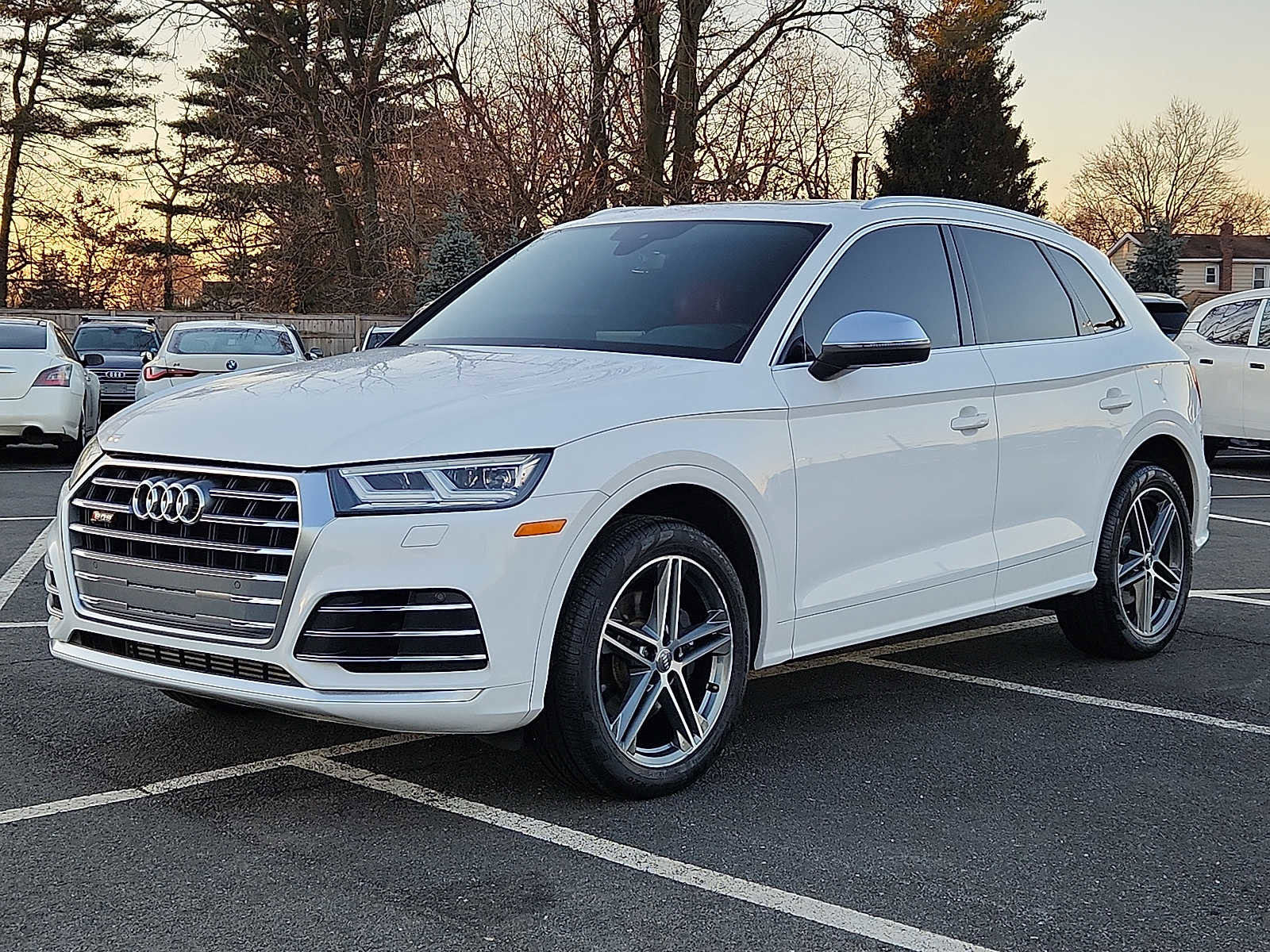 Used 2020 Audi SQ5 Premium Plus w/ Premium Plus Package image 3