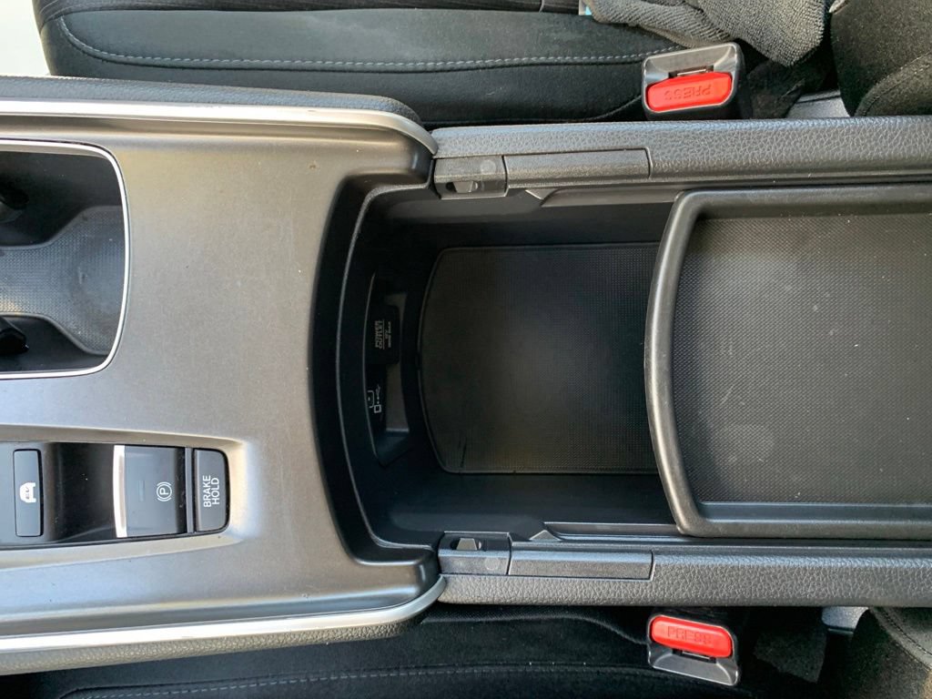 Used 2019 Honda Accord EX image 21