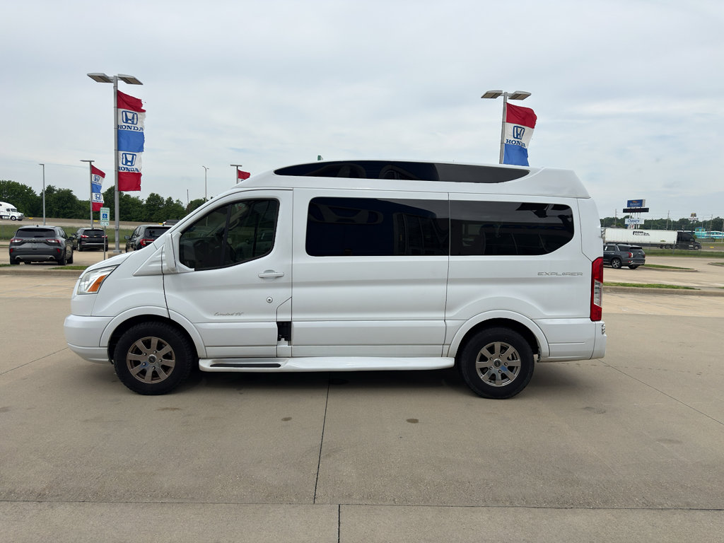 Used 2017 Ford Transit 150 XLT RWD image 8
