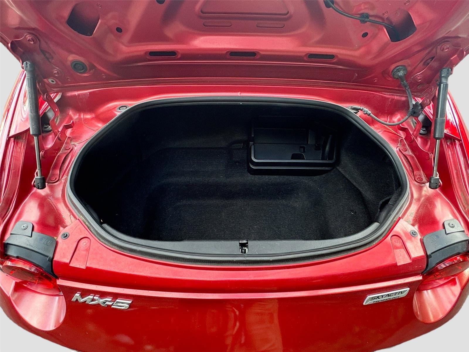 Used 2017 MAZDA MX-5 Miata RF Grand Touring image 21