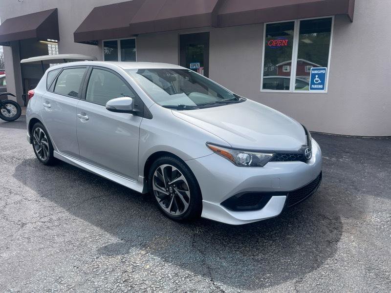 Used 2016 Scion iM FWD image 4