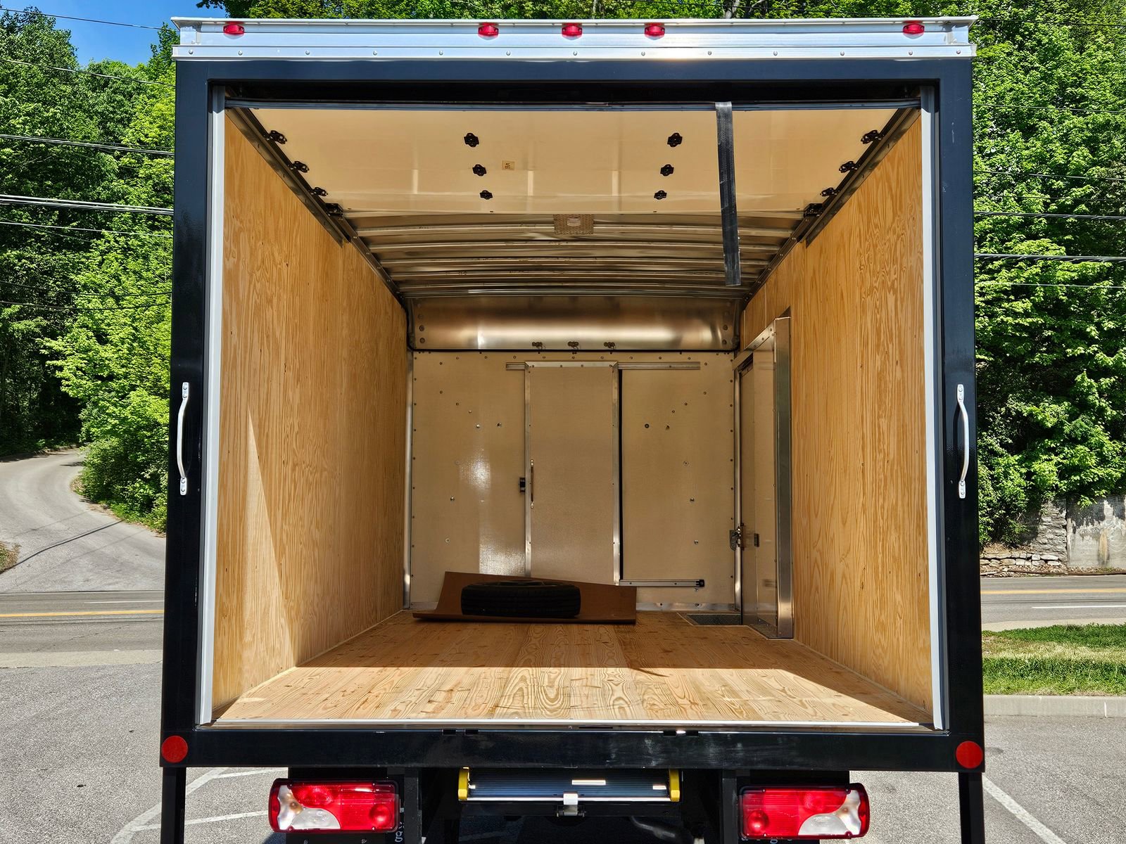New 2024 Mercedes-Benz Sprinter 4500 image 32