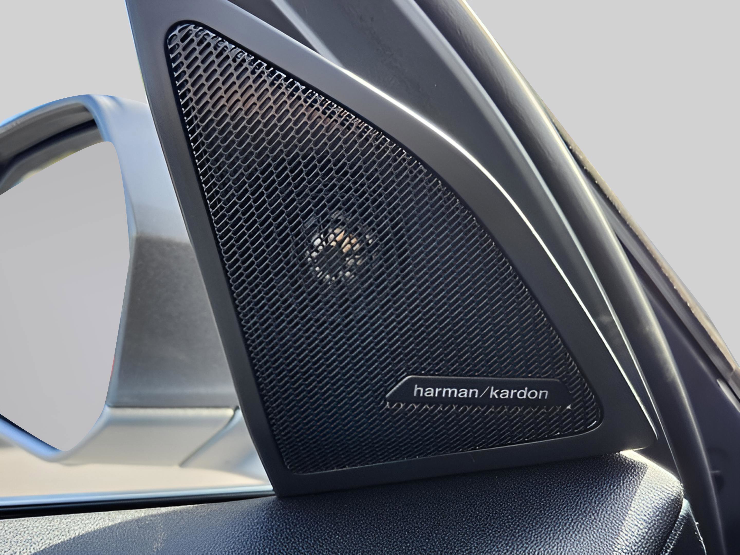 Certified 2025 BMW X3 xDrive30i w/ Premium Package image 40