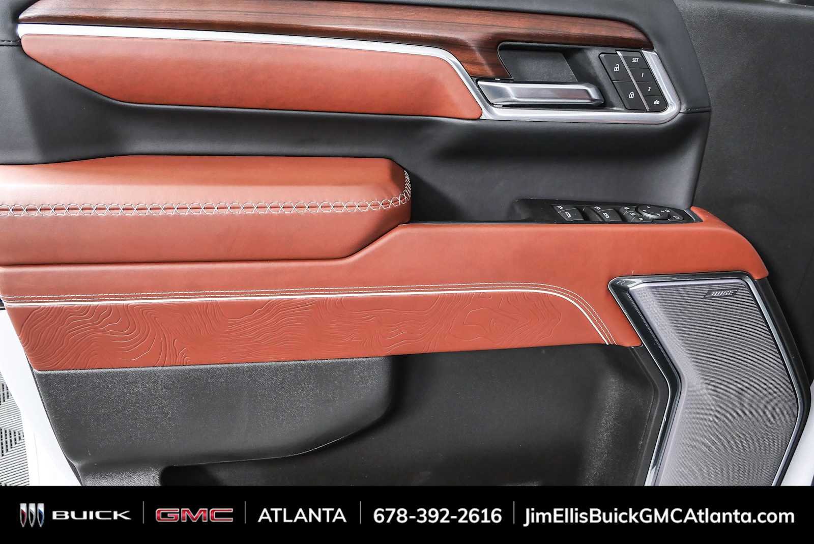 Used 2025 GMC Sierra 2500 Denali Ultimate AWD/4WD image 6