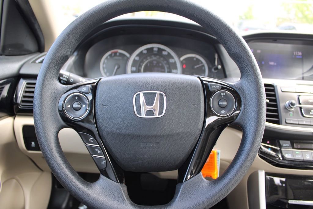 Used 2016 Honda Accord LX image 25