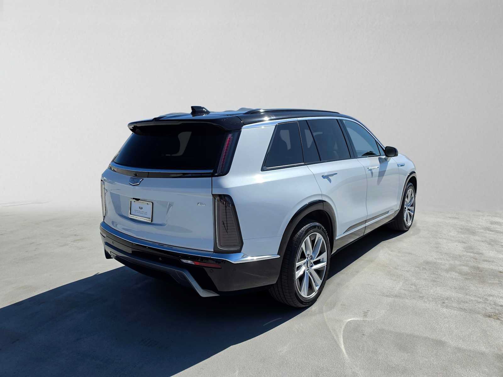 New 2027 Cadillac Vistiq Luxury AWD/4WD image 3