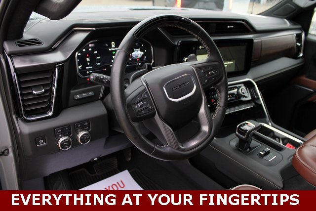 Used 2025 GMC Sierra 1500 Denali Ultimate image 12