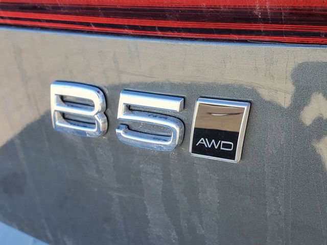 New 2026 Volvo XC60 B5 Plus w/ Protection Package Premier image 8