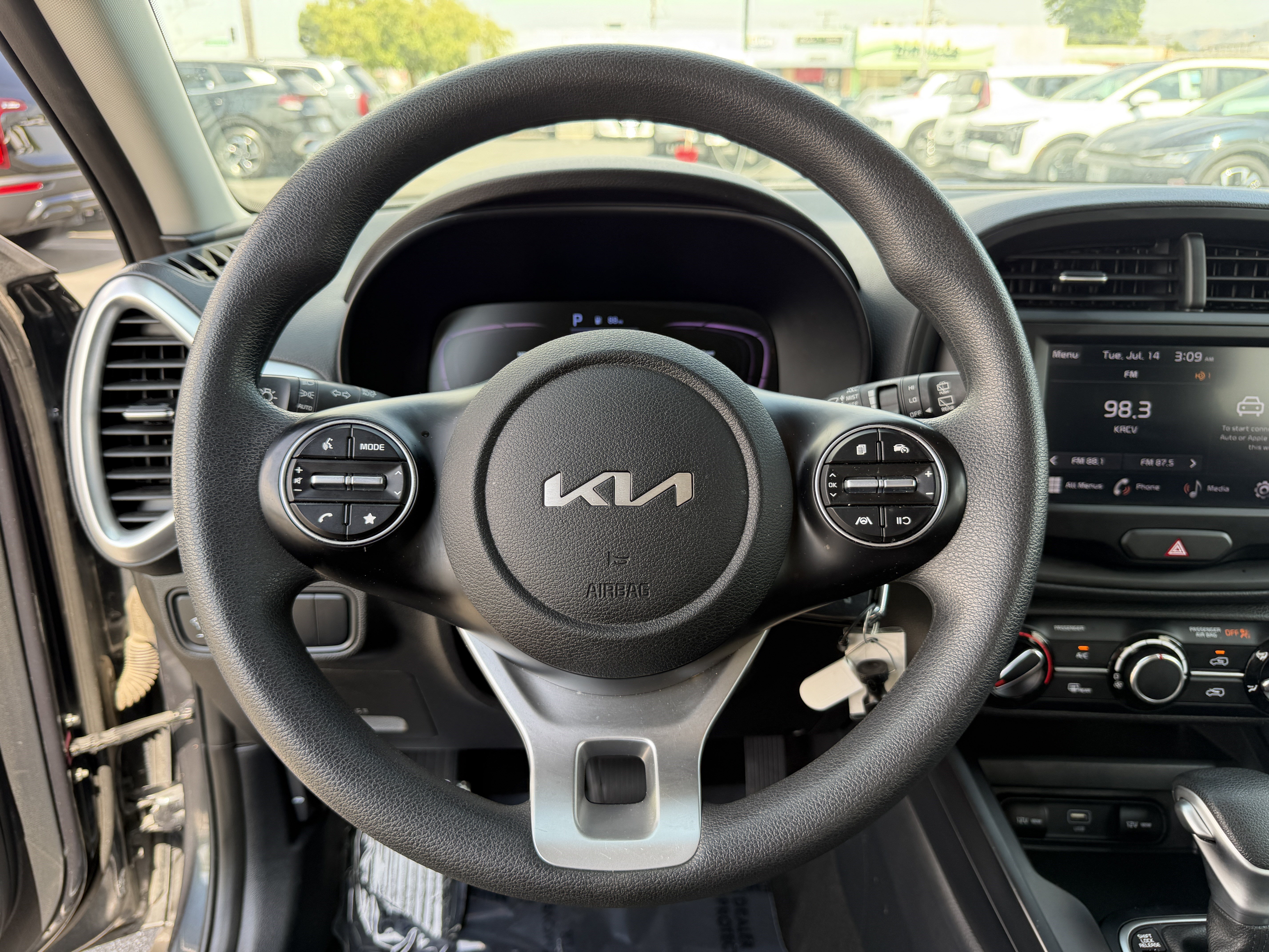 Certified 2024 Kia Soul LX w/ Option Group 015 FWD image 17
