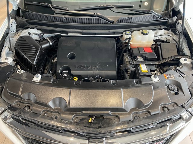 Used 2023 Chevrolet Traverse RS image 27