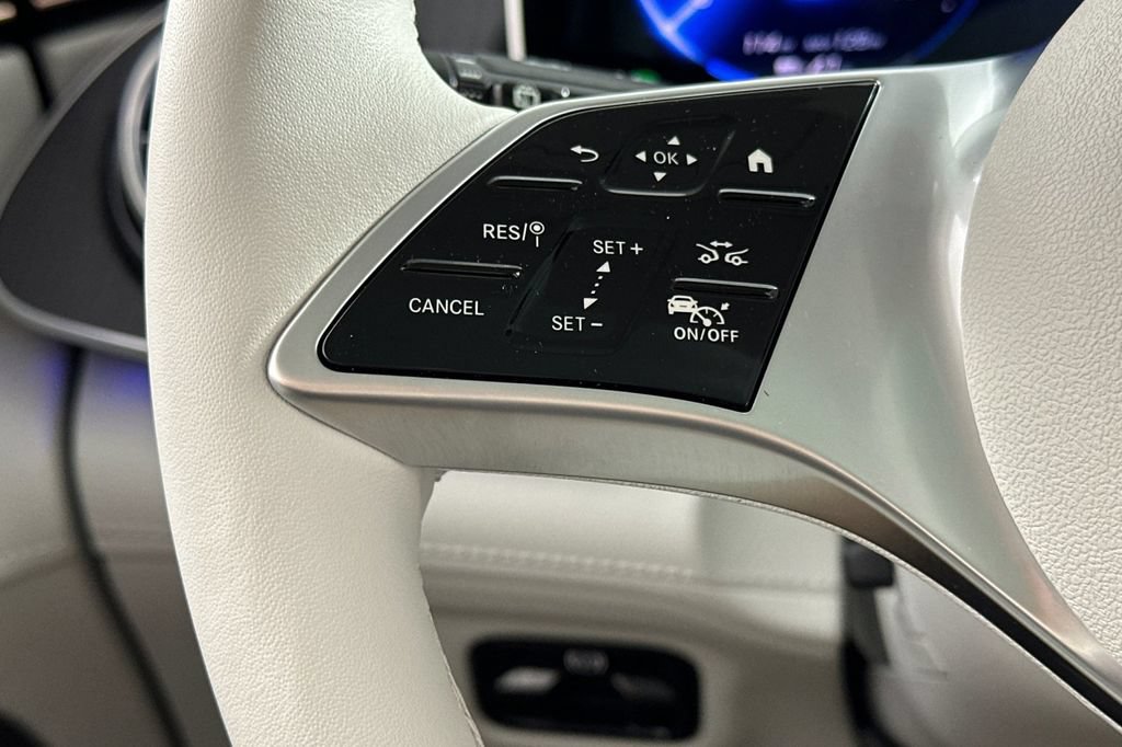 Certified 2025 Mercedes-Benz EQE 350+ 4MATIC SUV image 30