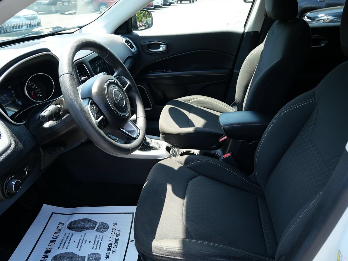 Used 2020 Jeep Compass Sport w/ Tech Group AWD/4WD image 10