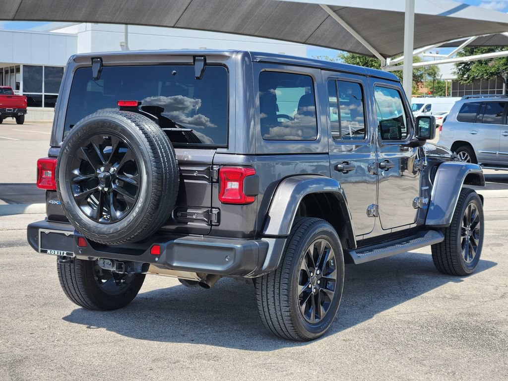 Used 2021 Jeep Wrangler Unlimited Sahara w/ Cold Weather Group AWD/4WD image 5