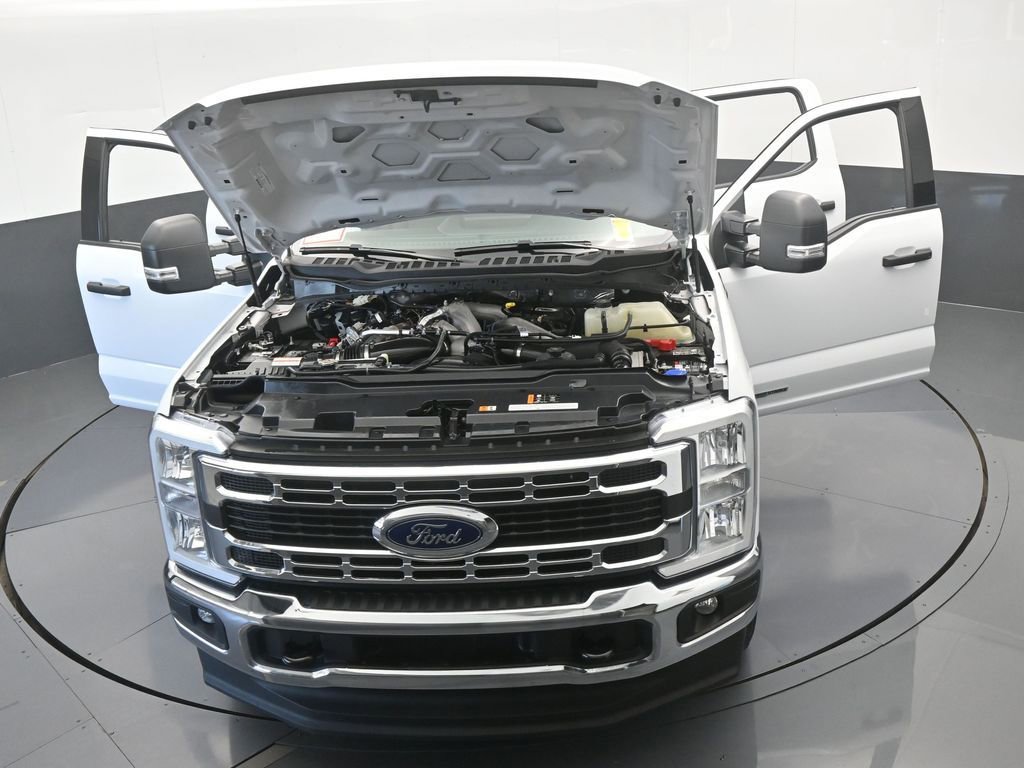 Used 2025 Ford F250 XLT image 75