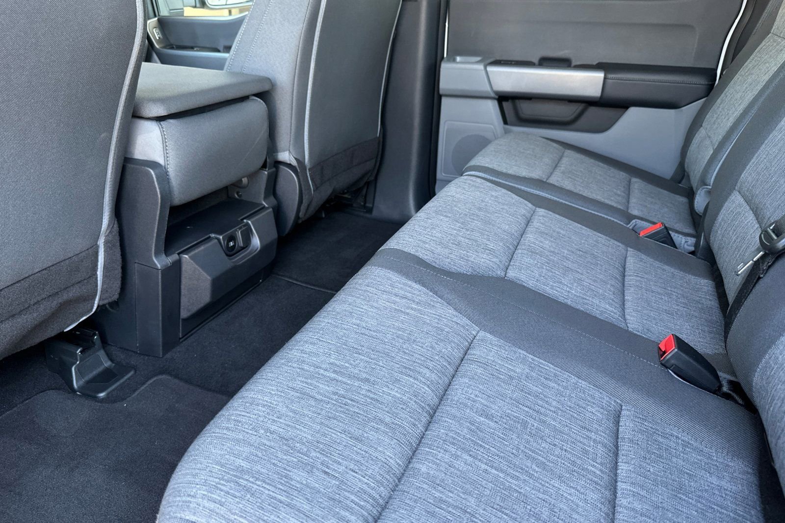 Used 2023 Ford F250 XL w/ STX Appearance Package image 12