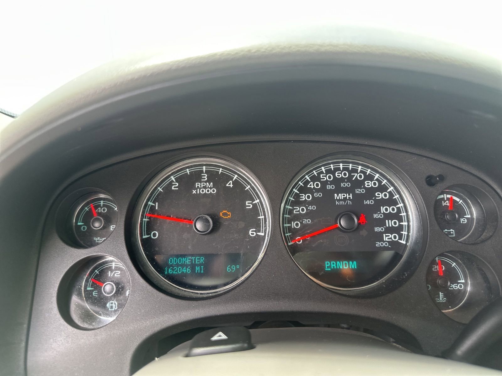 Used 2013 Chevrolet Suburban LT image 21