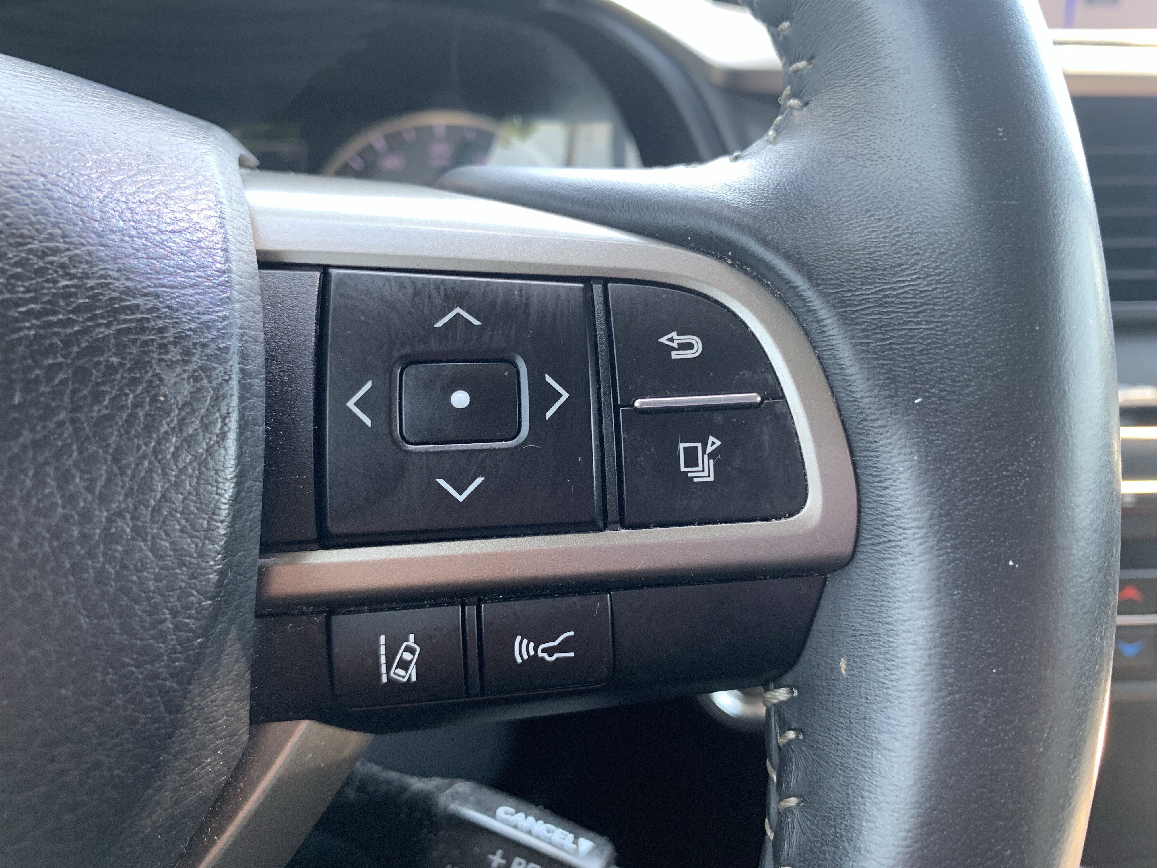 Used 2017 Lexus RX 350 AWD w/ Premium Package image 20