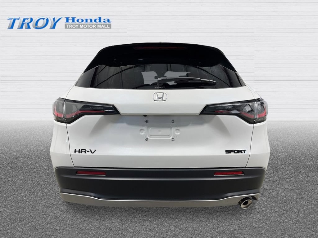 New 2027 Honda HR-V Sport image 4
