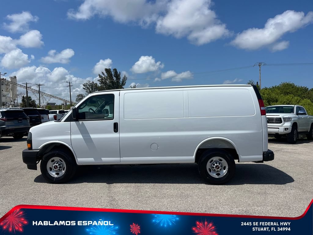 New 2026 GMC Savana 2500 w/ Driver Convenience Package RWD image 4
