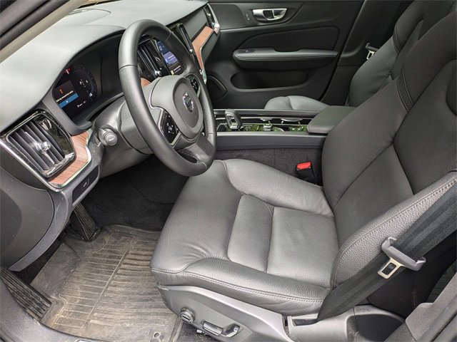 Certified 2024 Volvo V60 B5 Cross Country Plus image 13