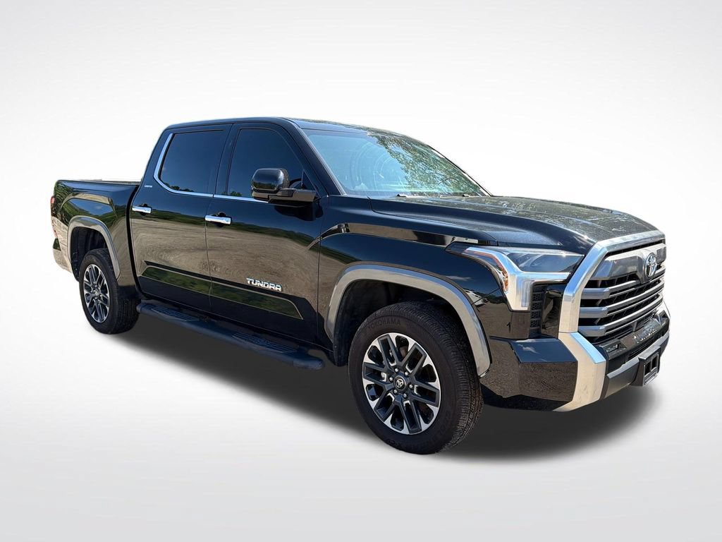Used 2025 Toyota Tundra Limited AWD/4WD image 9