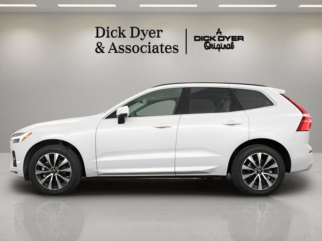 Used 2023 Volvo XC60 B5 Core w/ Climate Package AWD/4WD image 6