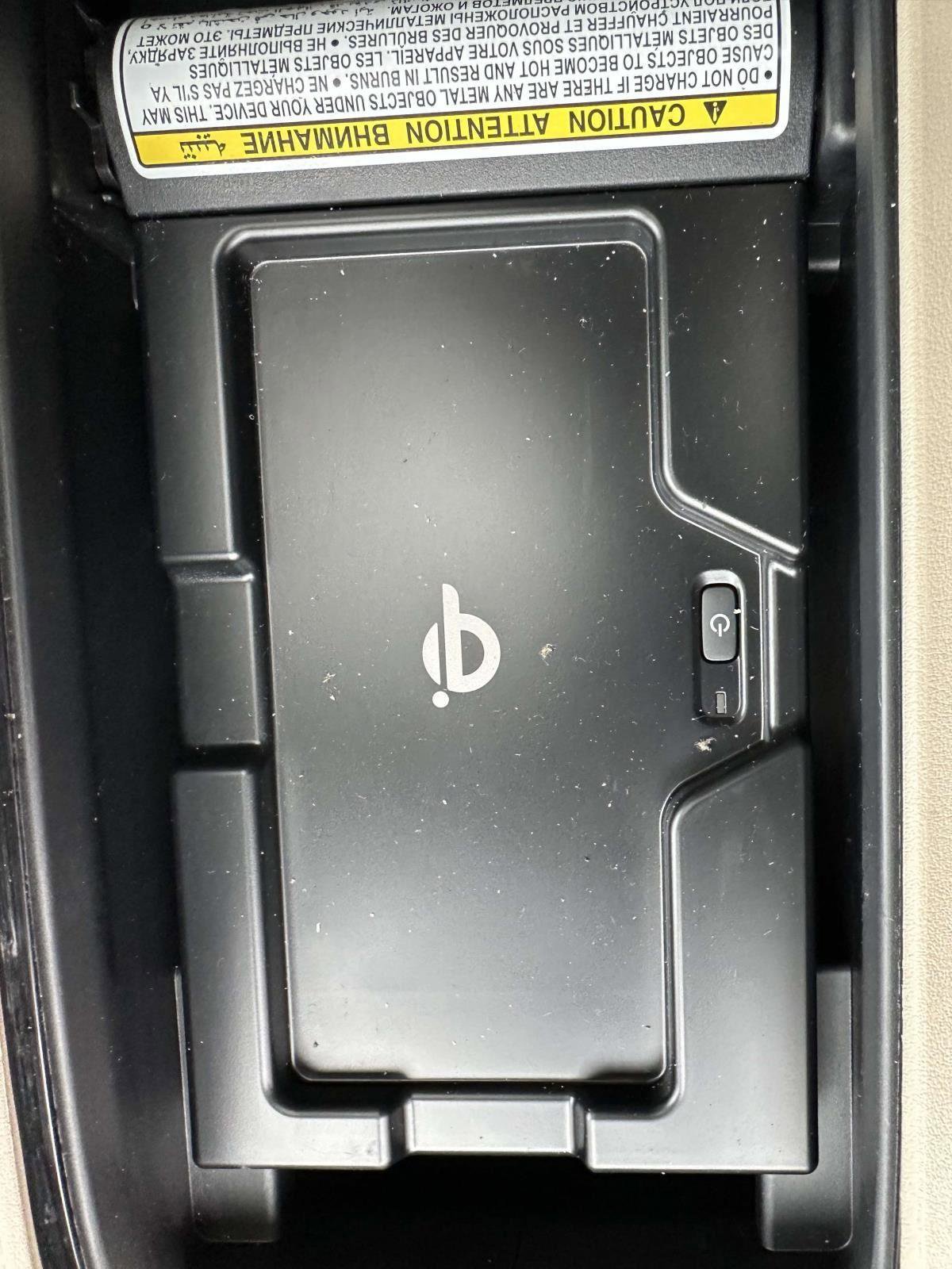 Used 2022 Toyota Highlander XLE image 23