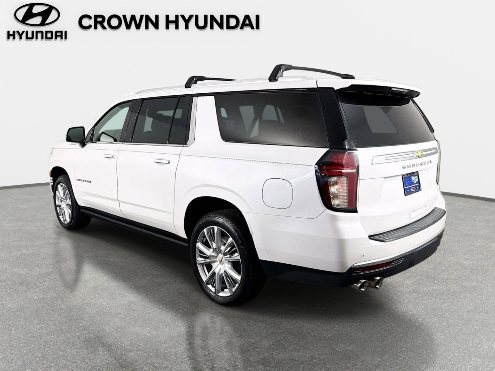 Used 2021 Chevrolet Suburban High Country w/ Premium Package AWD/4WD image 7