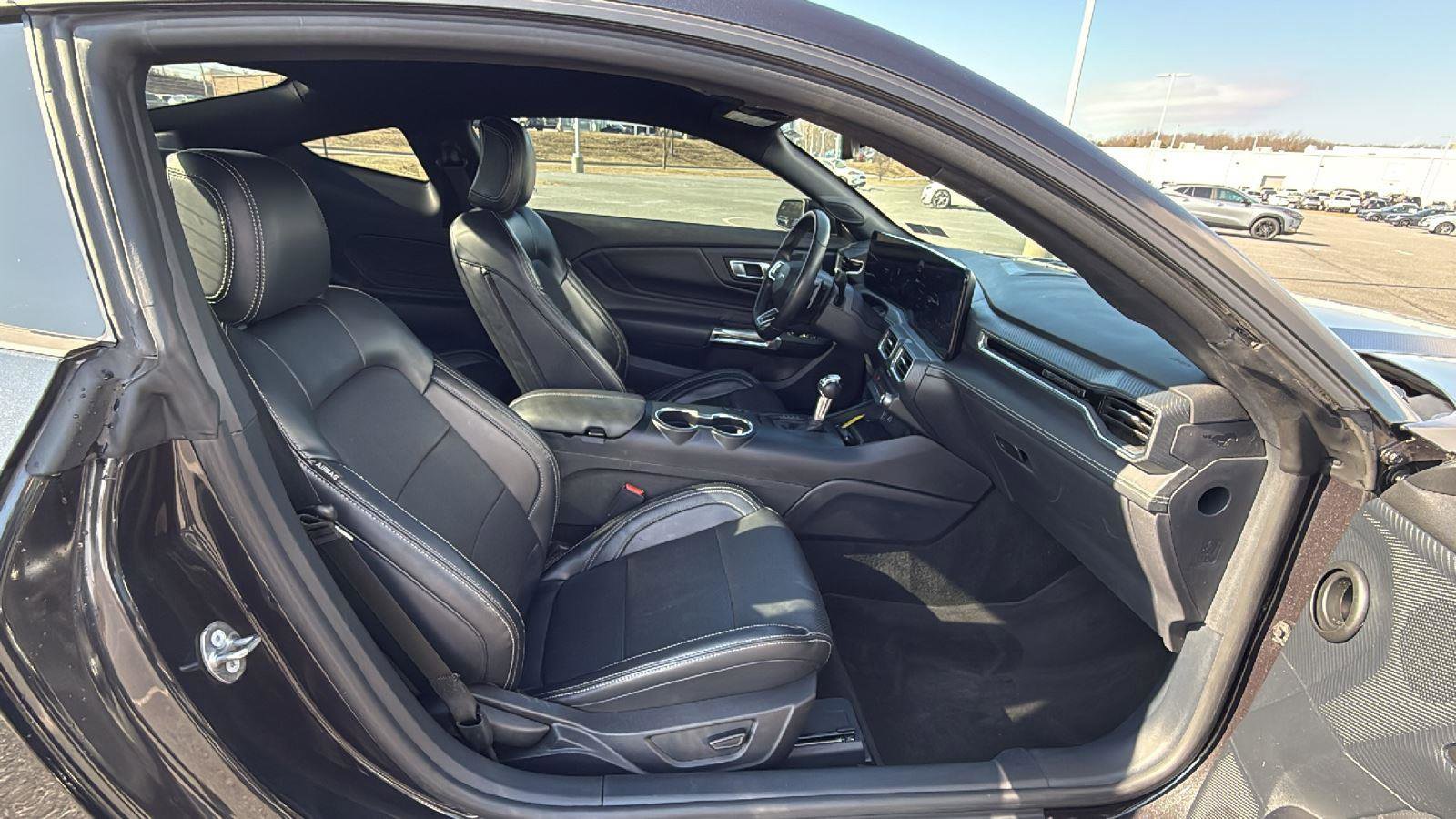 Used 2024 Ford Mustang GT Premium image 19