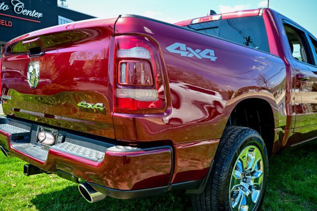 Used 2019 RAM 1500 Big Horn AWD/4WD image 11