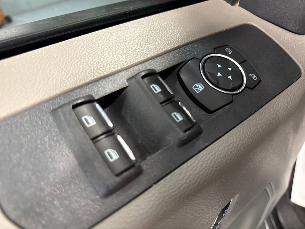 Used 2022 Ford F250 XL w/ Power Equipment Group AWD/4WD image 30