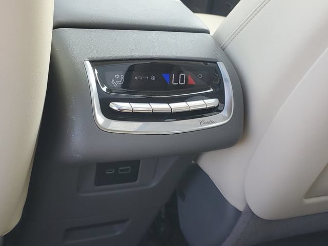 Certified 2020 Cadillac XT6 Premium Luxury FWD image 10
