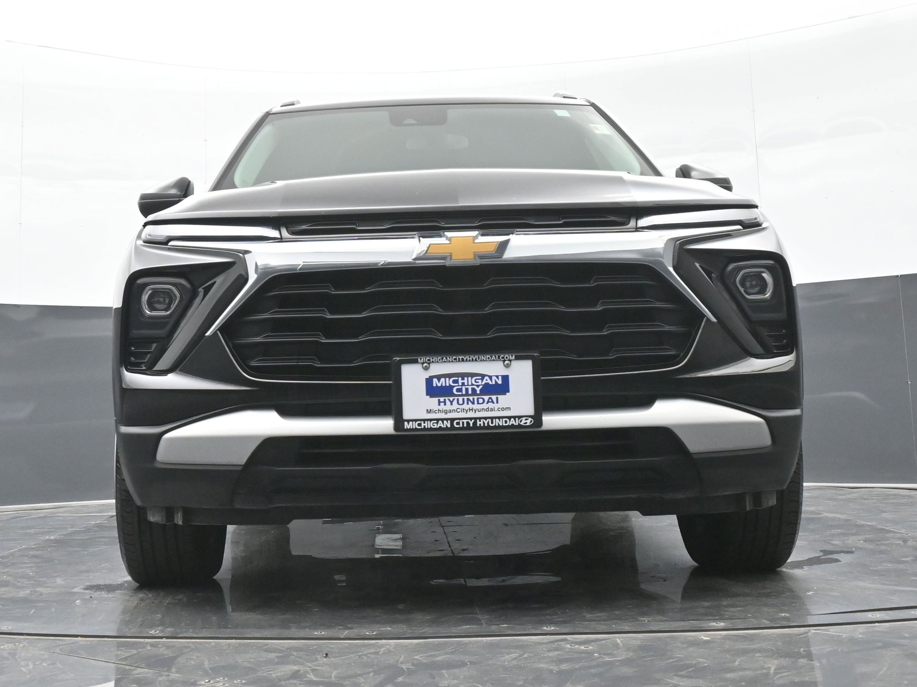 Used 2024 Chevrolet TrailBlazer LT w/ LT Cold Weather Package image 38