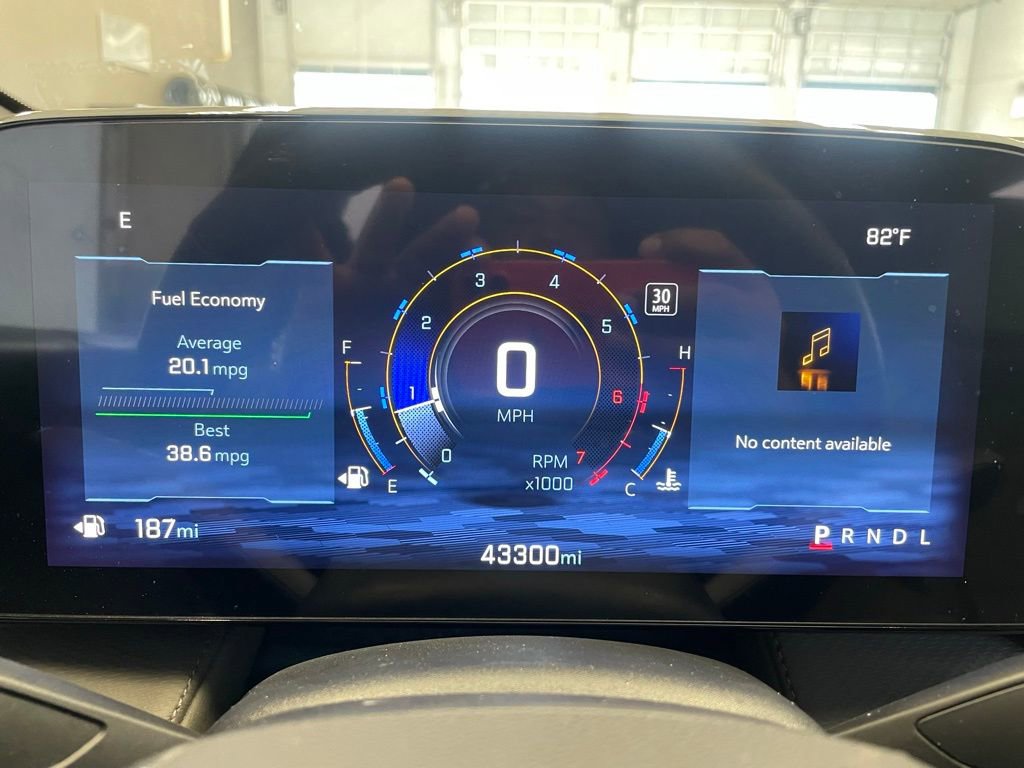 Used 2025 Chevrolet Equinox LT w/ Convenience Package II FWD image 7