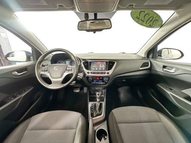Used 2022 Hyundai Accent Limited w/ Cargo Package FWD image 3