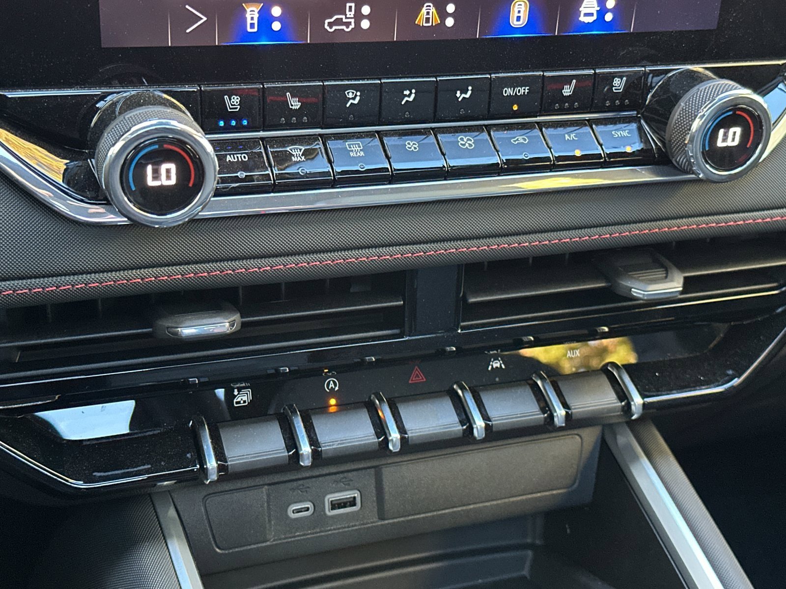 New 2025 Chevrolet Colorado Z71 w/ Midnight Edition image 24