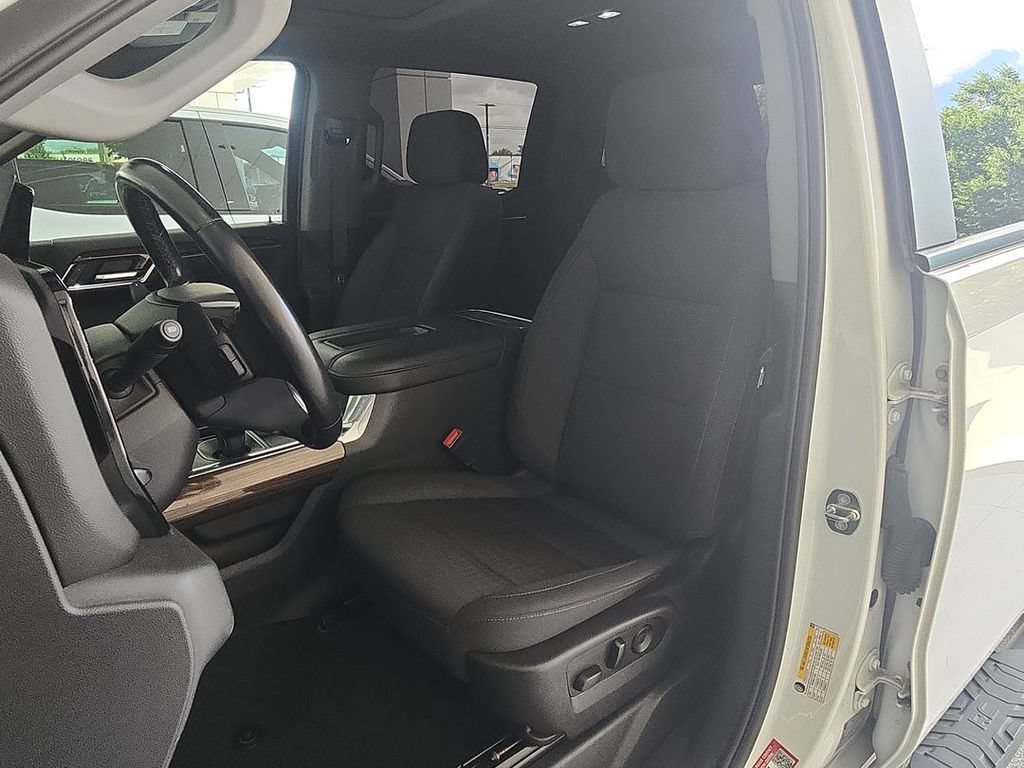 Certified 2022 Chevrolet Silverado 1500 LT Trail Boss w/ Convenience Package II AWD/4WD image 20