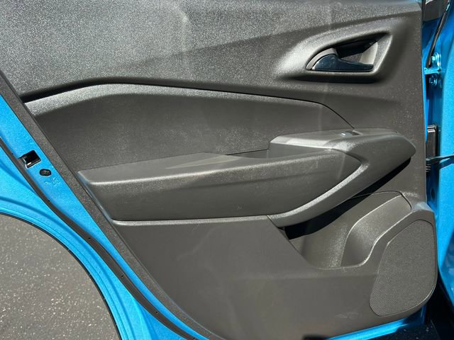 Used 2025 Chevrolet Trax ACTIV w/ Sunroof Package FWD image 39