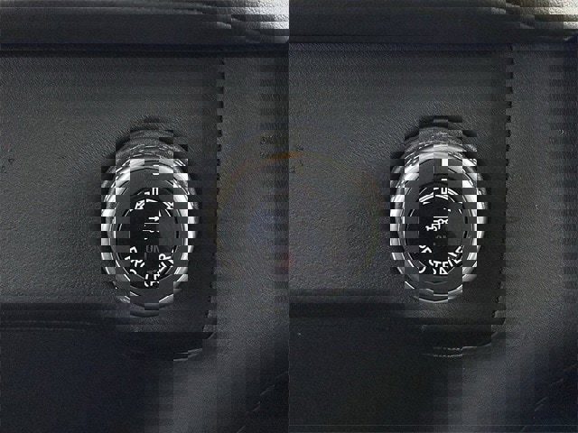 Used 2025 Lincoln Navigator Reserve image 21