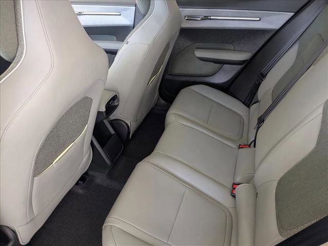 New 2025 Volvo EX30 Plus w/ Protection Package Premier image 15