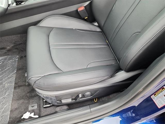 Used 2025 Kia K5 EX image 13