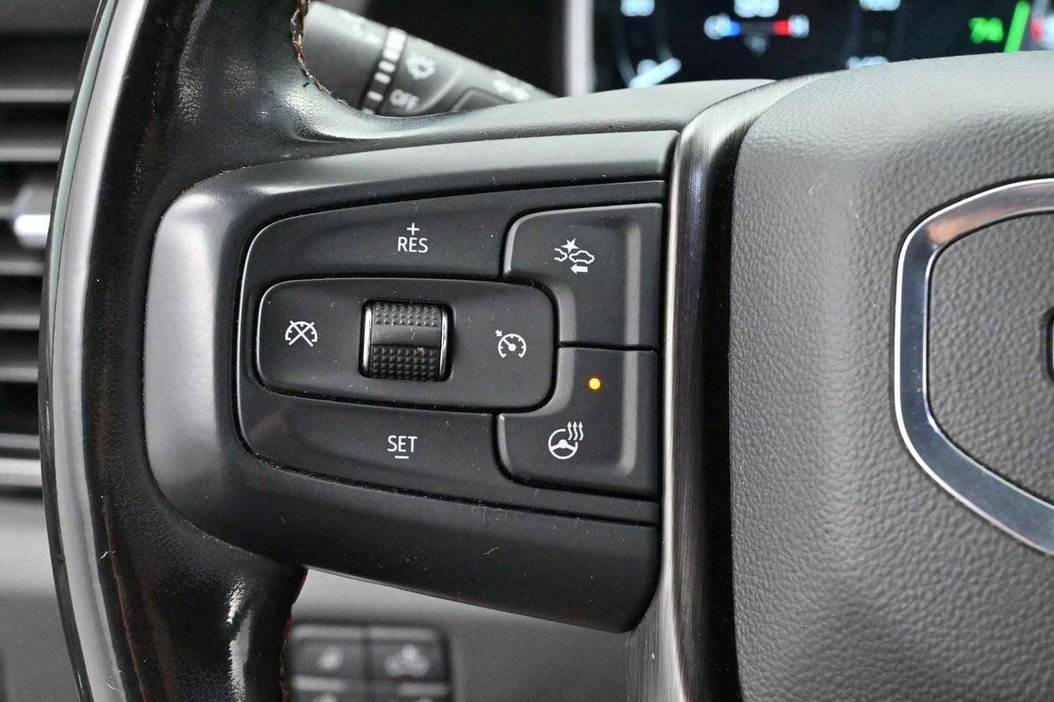 Used 2024 GMC Sierra 2500 AT4 w/ AT4 Premium Plus Package AWD/4WD image 18