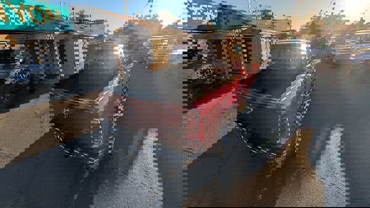 Used 2014 RAM 1500 Laramie w/ Convenience Group image 44