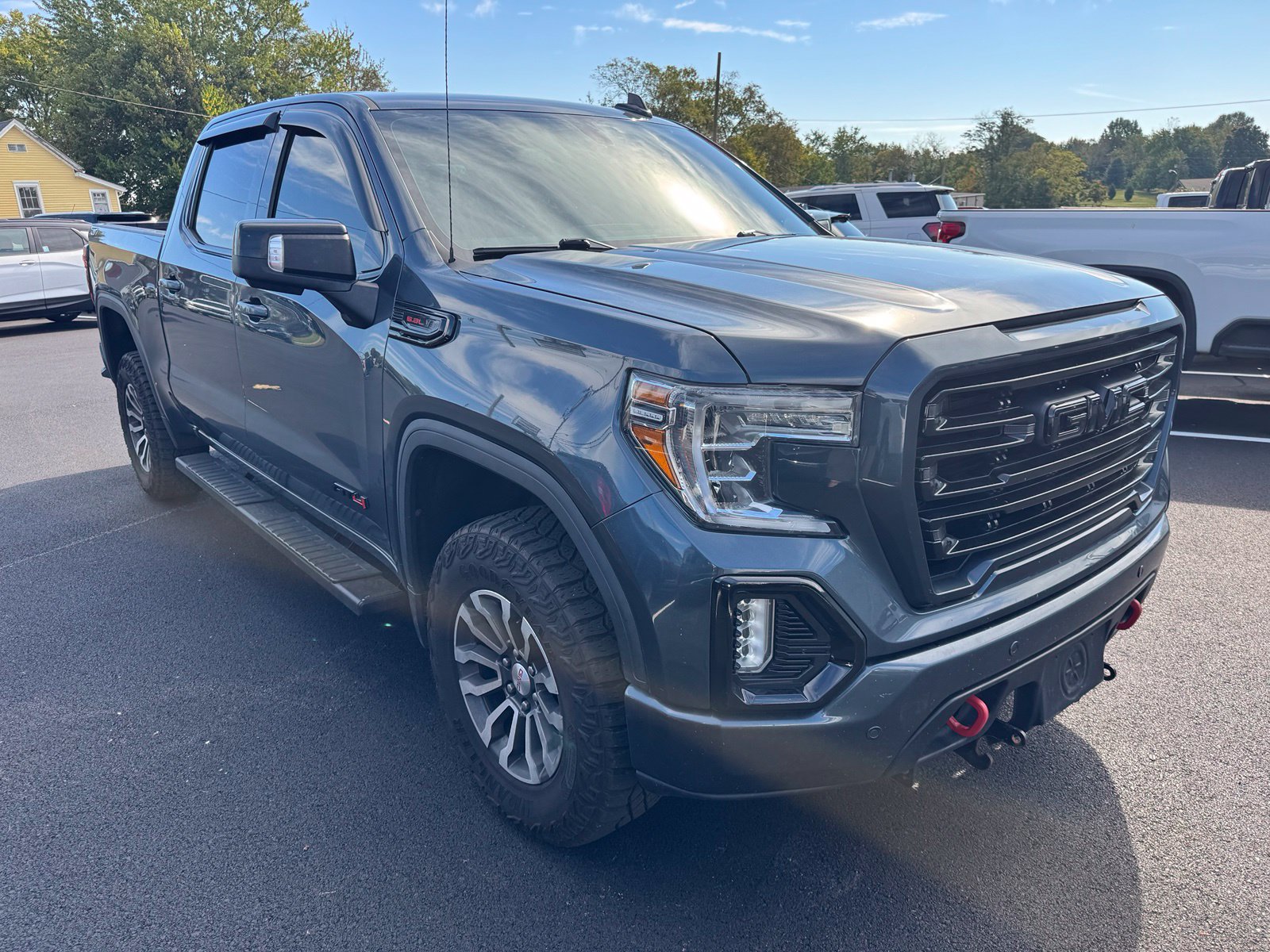 Used 2019 GMC Sierra 1500 AT4 w/ AT4 Premium Package AWD/4WD image 8